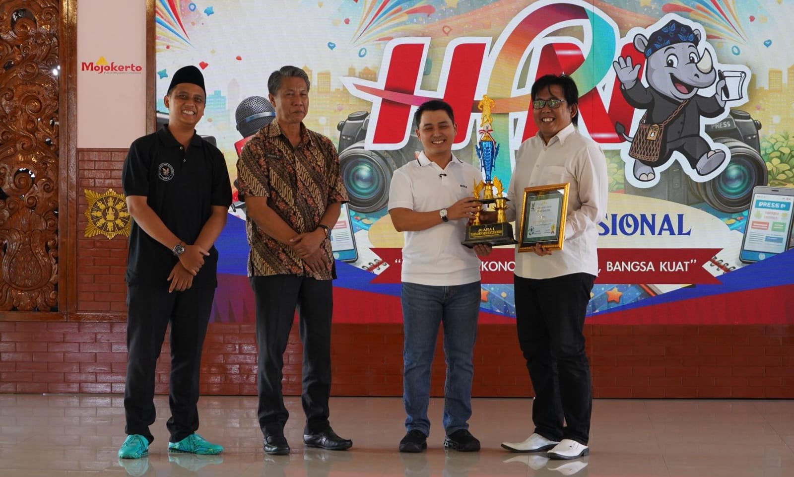 Peringati HPN 2026, PWMR Berikan 10 Piagam Penghargaan