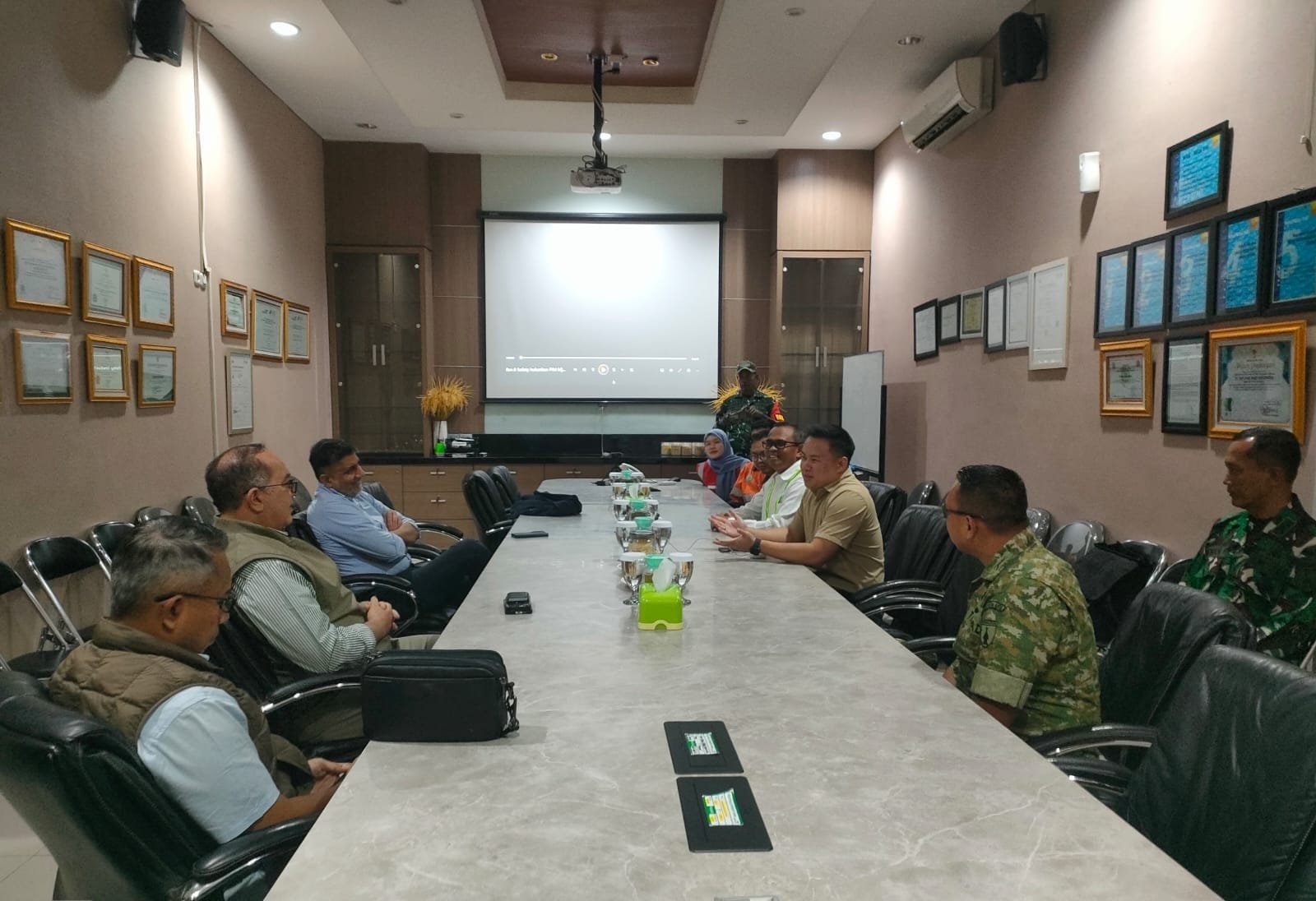 Dirut PT. Agrinas Kunjungi PT. Padi Indonesia Maju, Dandim 0815/Mojokerto Soroti Kerja Sama Ketahanan Pangan