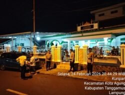 Blue Light Patrol Tarawih, Polsek Kotaagung Jaga Keamanan Jamaah Masjid Al-Kautsar
