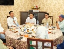 Bupati Mhd Fadhil Arief, Sempatkan diri Hadiri Buka Puasa Bersama Mahasiswa HIMBARI