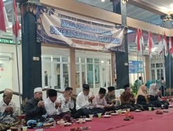 Pemerintah Desa Jambuwok Gelar Buka Bersama, K.H. Ahmad Basori Jelaskan Keutamaan Malam Lailatul Qadar