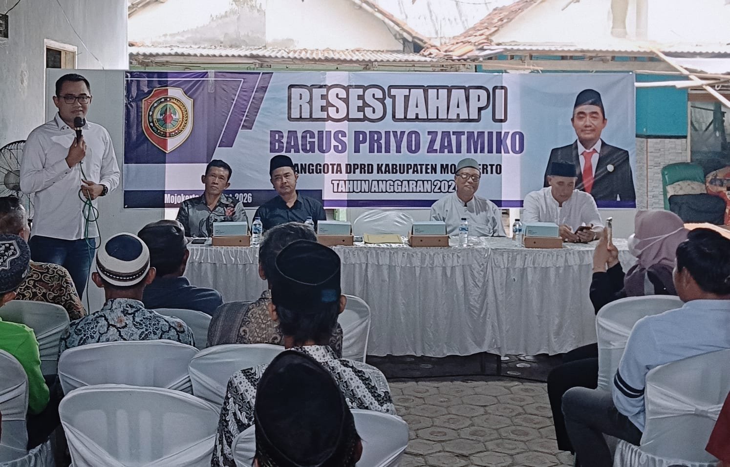 Reses di Desa Perning, Bagus Priyo Zatmiko Jelaskan Perkembangan Usulan Pokir Tahun 2025