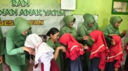 Persit KCK Cabang XXX Kodim 0815 Mojokerto Gelar Anjangsana dan Baksos, Tebar Kepedulian kepada Keluarga Prajurit dan Anak Yatim