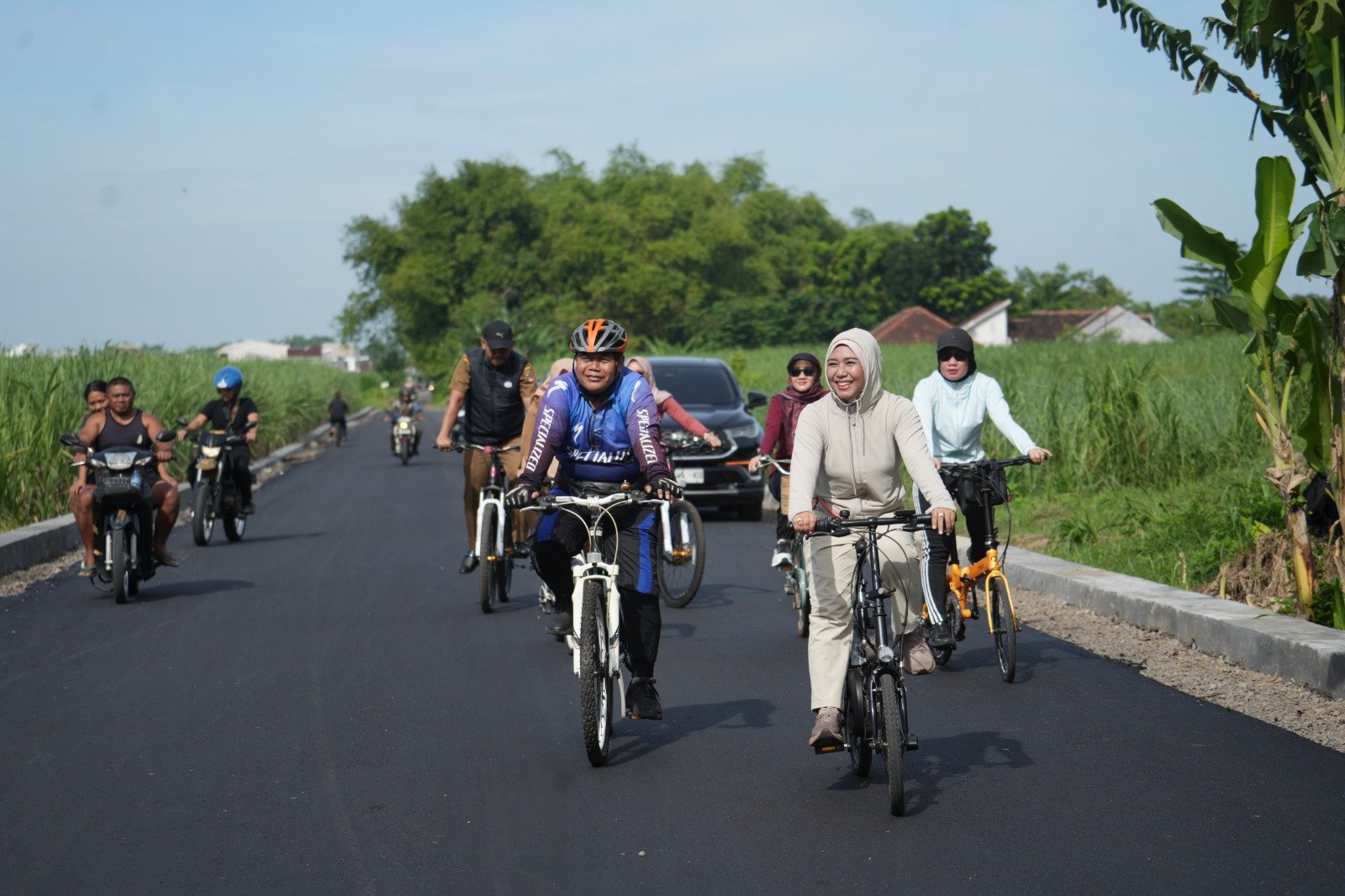 Wali Kota Mojokerto Ning Ita Luncurkan Gerakan Gowes ASN