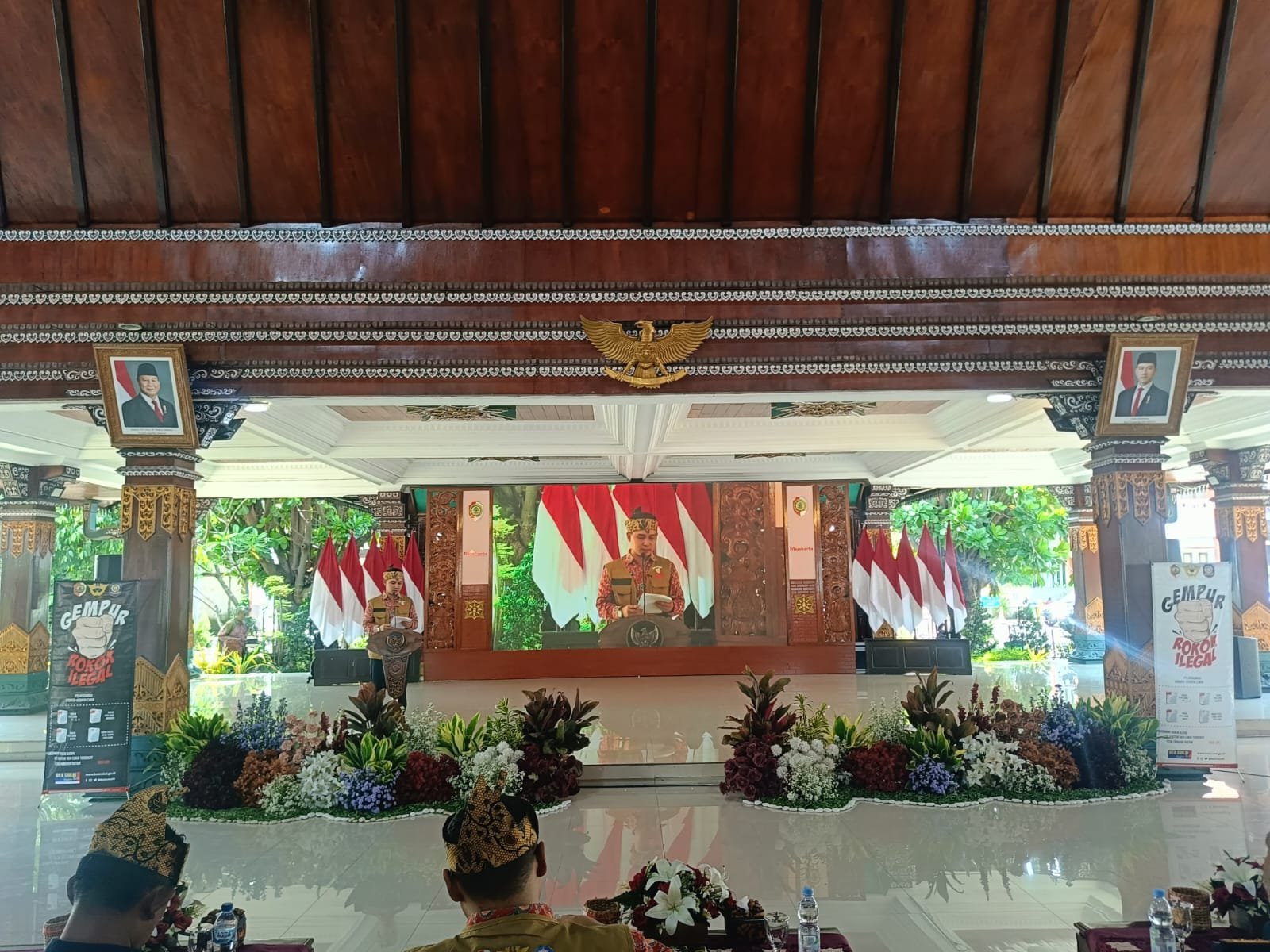 HUT ke-733 Mojokerto, Gus Barra Musnahkan 11 Juta Batang Rokok Ilegal Senilai Rp16,6 Miliar