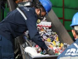 PT PRIA Jadi Mitra Utama Bea Cukai, Bantu Musnahkan 11 Juta Rokok Ilegal di Mojokerto