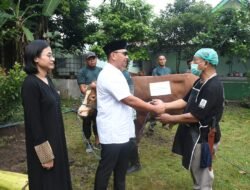 Kodim Mojokerto Bagikan Ratusan Paket Daging Kurban di Idul Adha 1447 H
