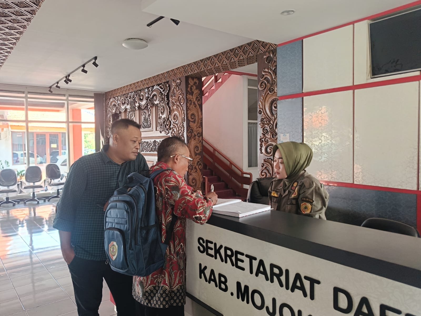 Disomasi Galian C, Advokat Hanum vs Pemkab Mojokerto: Advokat Tuntut Stop, Sekda Klaim Sudah Segel