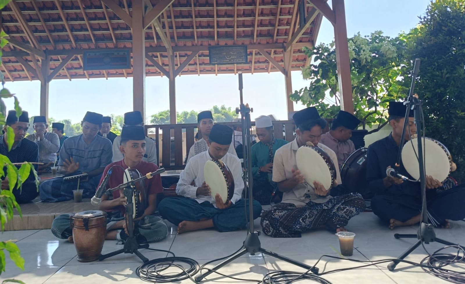 Advokat Hadi Purwanto Apresiasi Khotmil Qur'an ke-24 di Makam Mbah Sentono