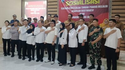 Nggak Semua Masalah Harus Penjara, Bidkum Polda Jatim Sosialisasi RJ di Balai Desa Medali Mojokerto