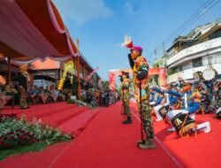 1.080 Peserta Tampilkan “Banjaran Majapahit” di Kirab Budaya Mojo Bangkit