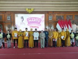 4 Pasangan Kawin Siri di Kota Mojokerto Kantongi Akta Nikah Lewat Program Si Pandu Cinta