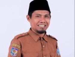 Warga Desa Indomut Buang Beras di Jalan, Protes Dugaan Penyelewengan Bantuan Pangan oleh Kades