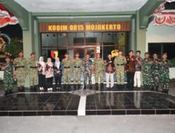 Taruna Akmil Disambut Kodim 0815 Mojokerto, Awali Bakti Pengabdian di Sekolah Rakyat SRMP 15