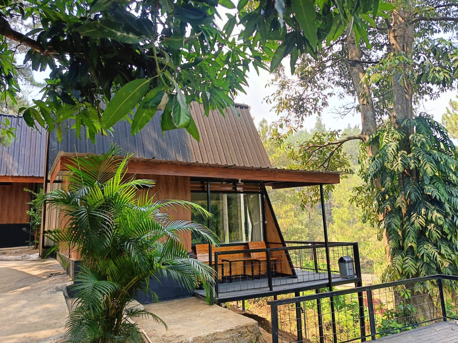 Belajar Beternak Sampai Nginep di Resort, Ini Daya Tarik Baru Wisata Bernah De Vallei
