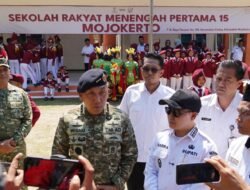 Tanamkan Jiwa Petarung, Danjen Akademi TNI Tinjau Bhakti Taruna 2026 di SRMP 15 Mojokerto