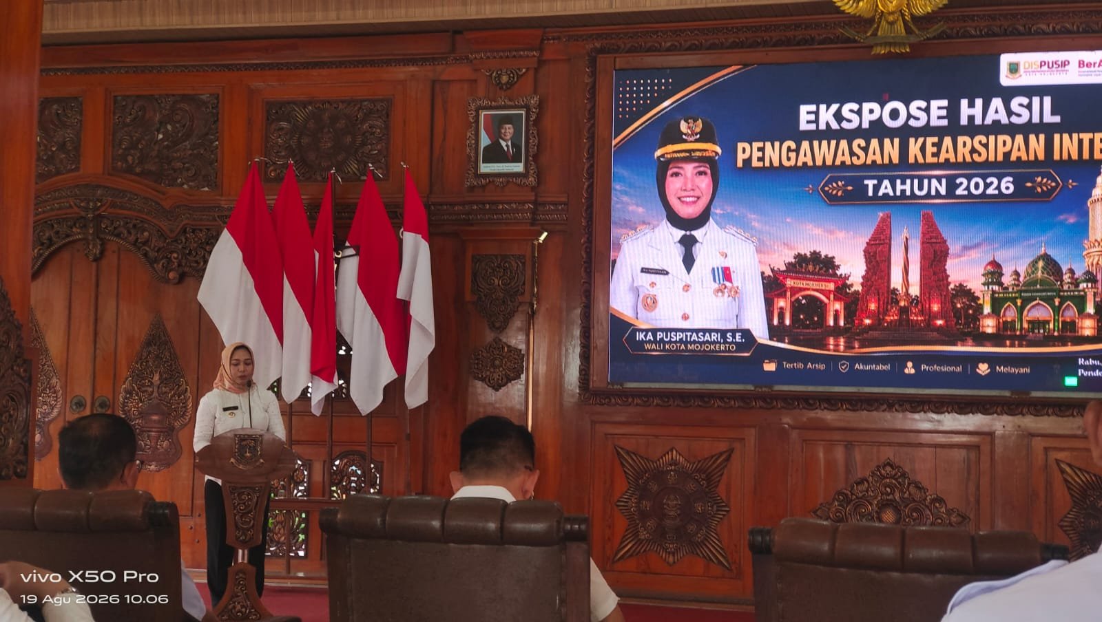 Wali Kota Mojokerto, Hj. Ika Puspitasari, S.E. saat memberikan sambutan
