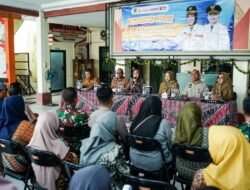 “Jangan Hidup Lagi Saat Ada Lomba”, Ning Ita Minta Siskamling Diaktifkan Sepanjang Tahun