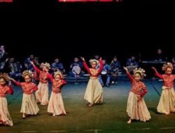 Gak Kaleng-Kaleng! Batang Hari Tampilkan Seni Magis Sanggar Selaras Sekato di Panggung Sedekah Ramo Taman Budaya Jambi