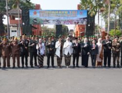Bukan Sekedar Seremonial! 750 Pasukan Padati Pendopo GMT, Pesan Tegas Panglima TNI di HUT ke-81 Menggema di Mojokerto