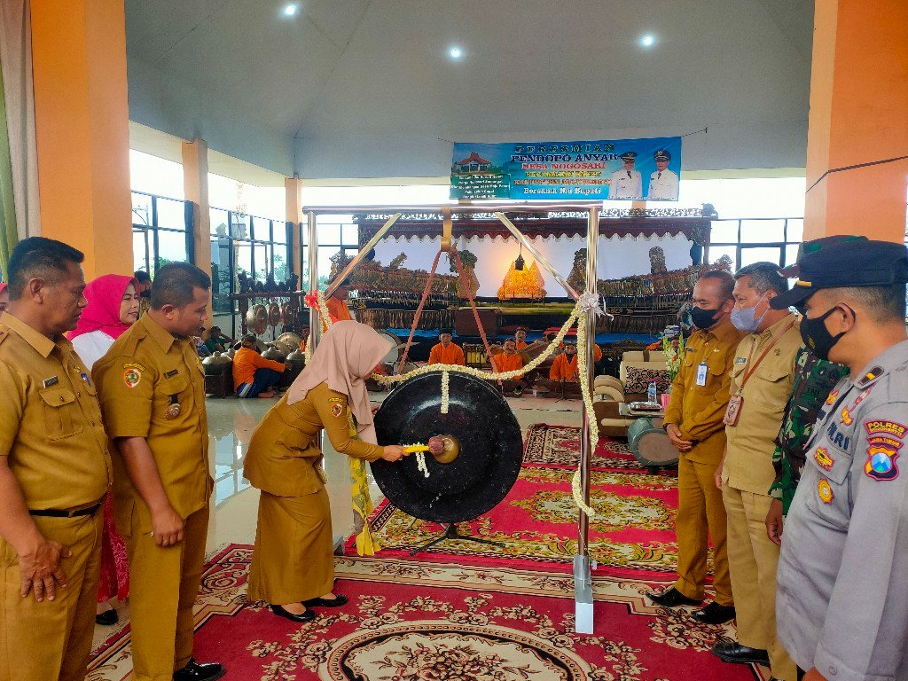 Bupati Mojokerto Resmikan Pendopo Anyar Desa Nogosari