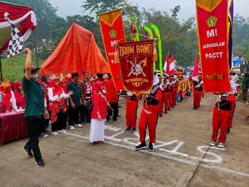 Rutinkan Karnaval Setiap Tahun, Kades Pacet Berharap Warganya Punya Semangat NKRI Harga Mati