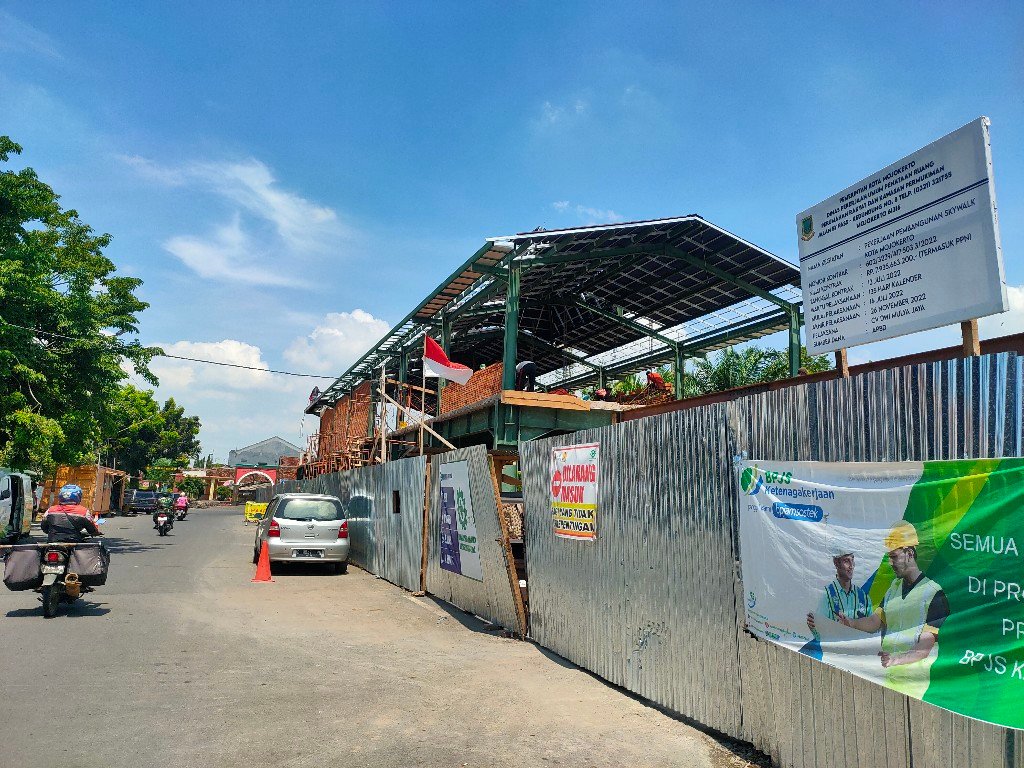 DPRD Kota Mojokerto Tolak Skywalk Mojopahit Diprioritaskan untuk Pedagang Legendaris