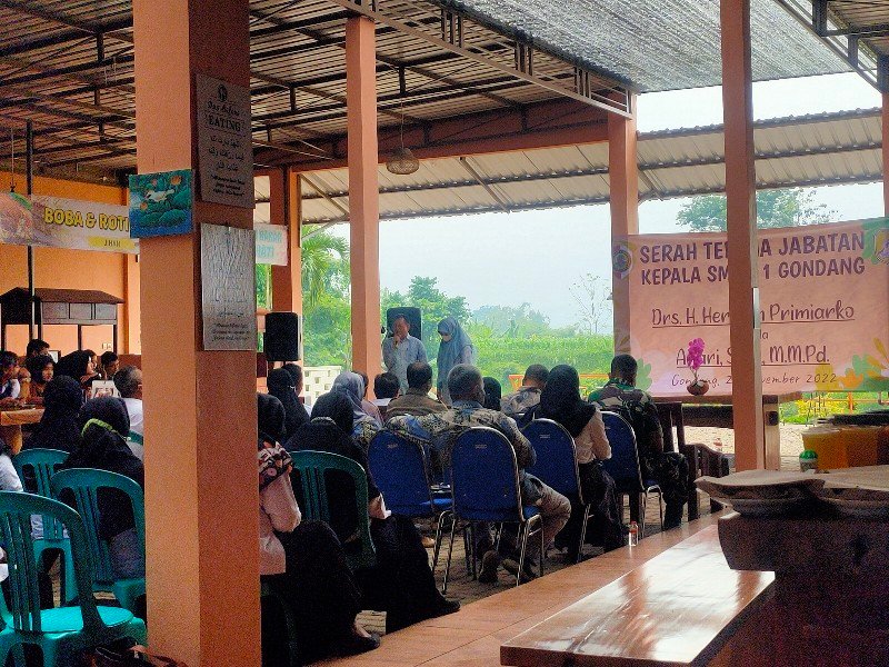 Sertijab Kepala SMPN 1 Gondang