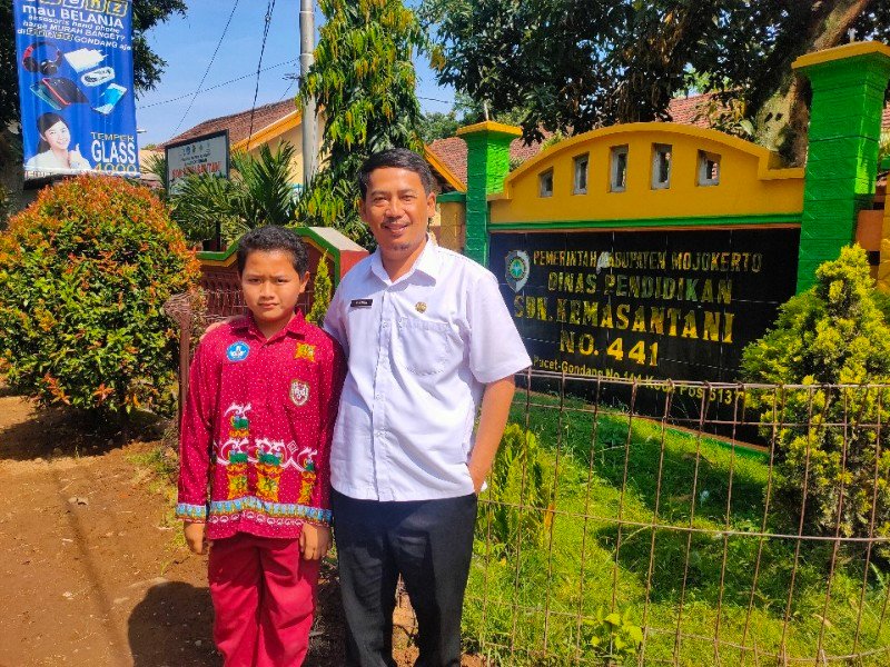 Murid SDN Kemasantani Raih Juara 1 di Kejuaraan Karate Piala Walikota Surabaya