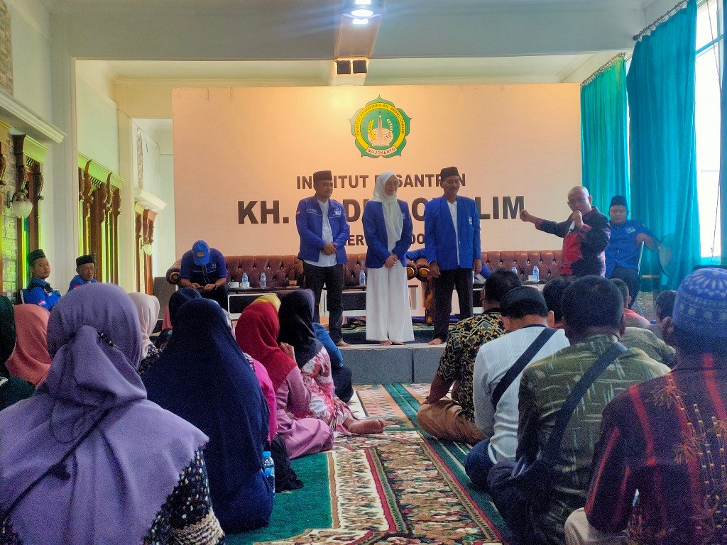 Kumpulkan Tim Suksesnya, Mustakim Sebut Pilihlah Wakil Rakyat dari Pondok