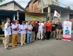 DPR RI Bimantoro Wiyono Berikan Ratusan Paket Bantuan di Kota Mojokerto