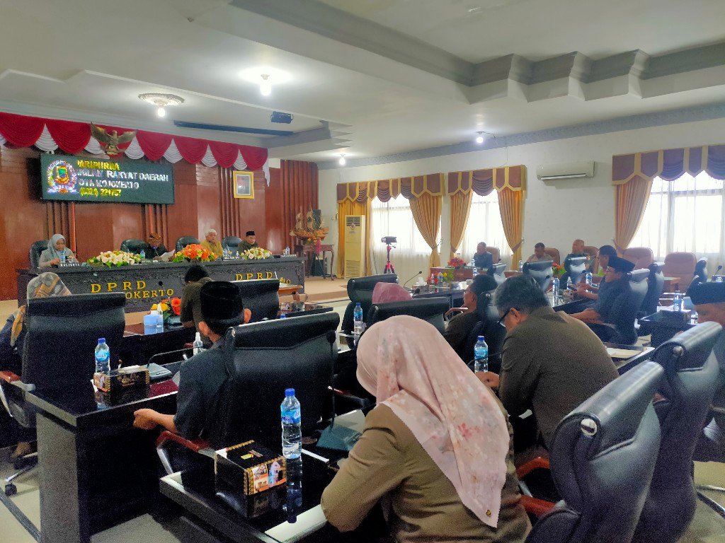 DPRD Kota Mojokerto Berikan Keputusan Terkait Raperda RTRW, PBG dan PSU