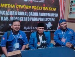 Datang dengan Senyuman, 50 Bacaleg Demokrat Kabupaten Mojokerto Siap Menangkan Pileg