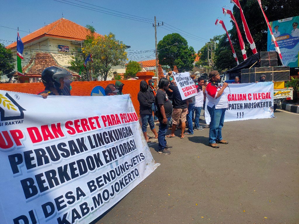 Sekda LIRA Mojokerto: Galian C Ilegal di Desa Bendung Harus Ditutup