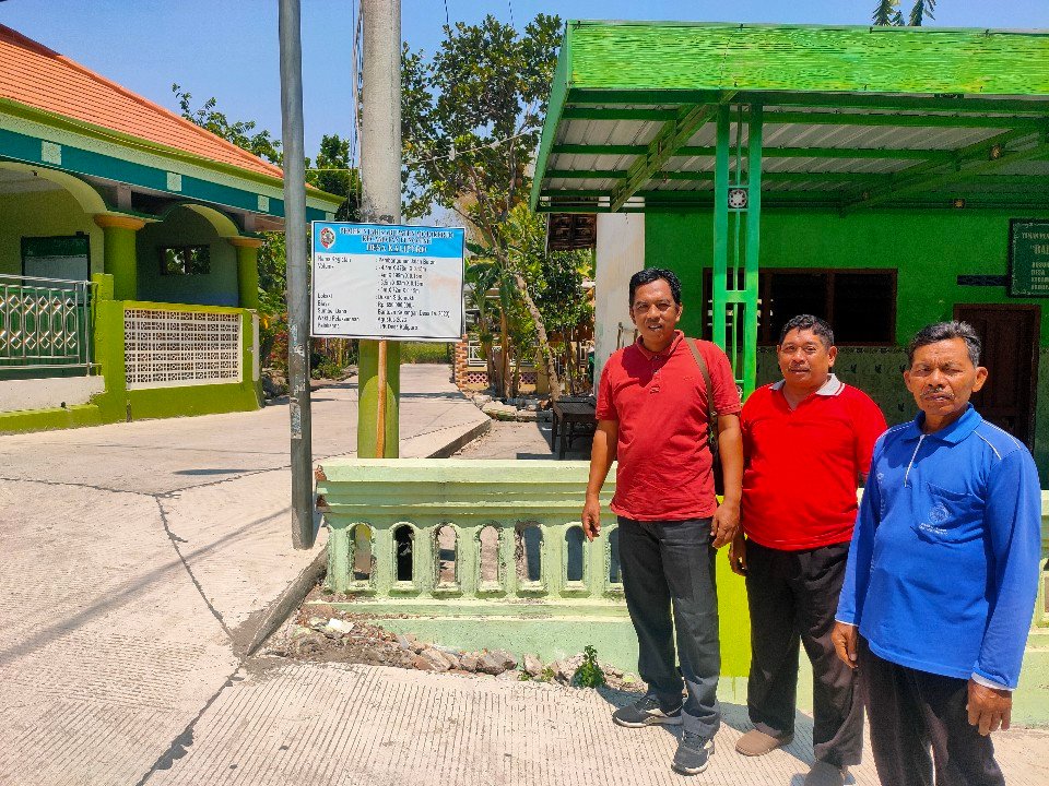 Pemdes Kalipuro Dapat Pokir Rp 650 Juta dari Hj. Rupiatin, S.H.