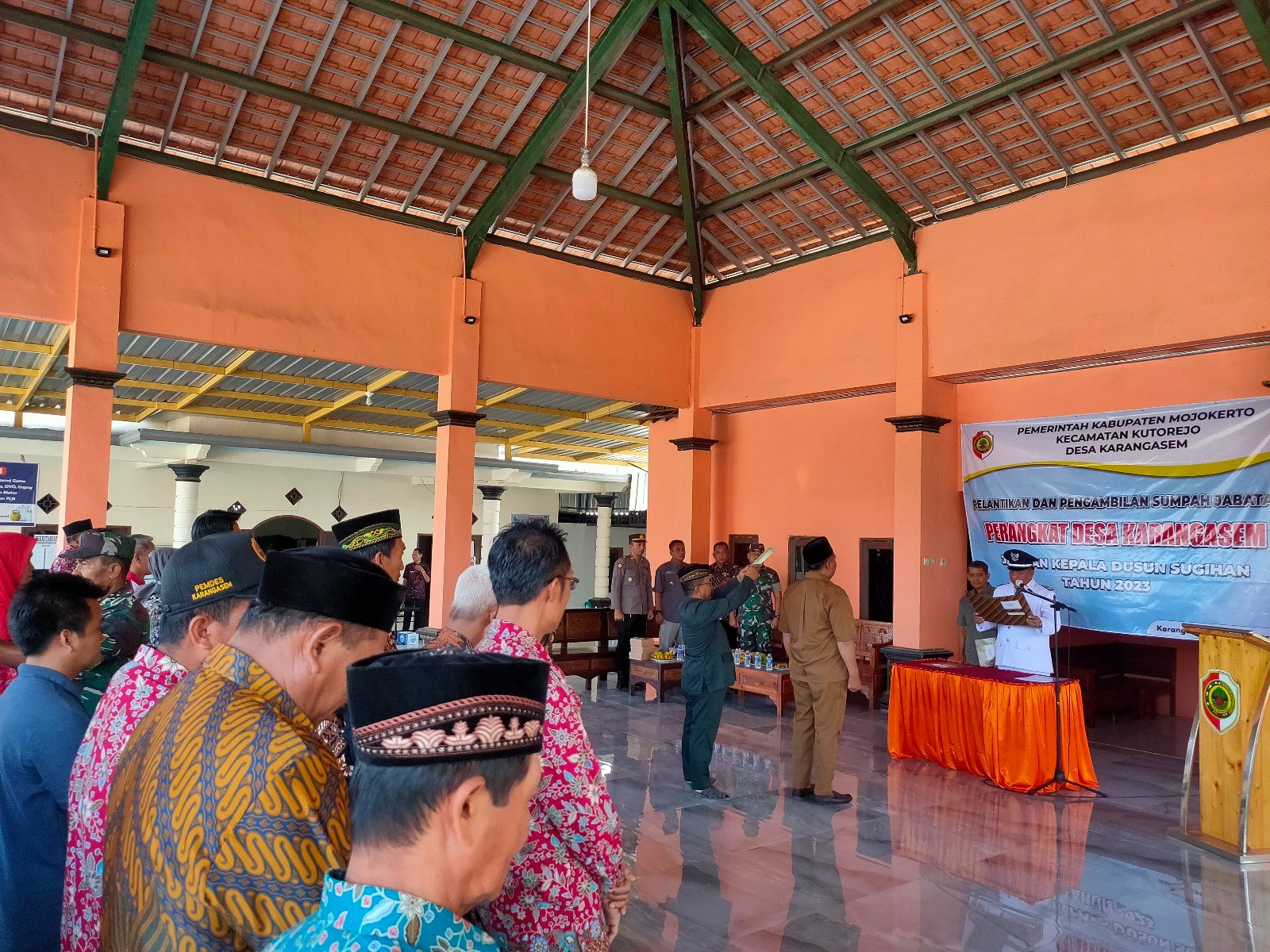 Kepala Desa Karangasem Lantik Muhammad Heru Sebagai Kepala Dusun Sugihan