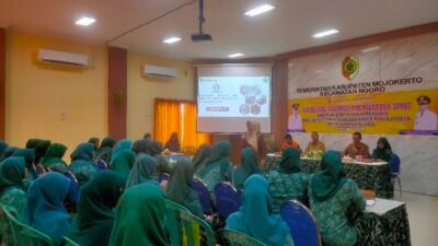 Camat Ngoro dan Bupati Ikfina Sosialisasikan Gerakan PKK Keluarga Sehat, Tanggap dan Tangguh Bencana