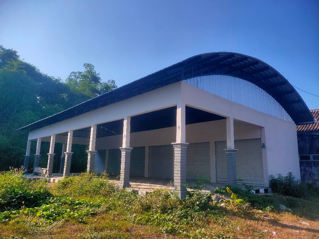 Proyek Pujasera Pemdes Kedunglengkong Senilai Rp 600 Juta Mangkrak, Banyak Keganjilan dan Dugaan Korupsi