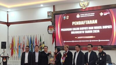 Pilkada Mojokerto 2024, Idola Resmi Mendaftar ke KPU dan Sampaikan Visi Misi