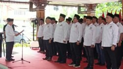 Kukuhkan Pengurus PKD Mojokerto, Bupati Gus Barra Tekankan Kekompakan dan Kerjasama yang Baik