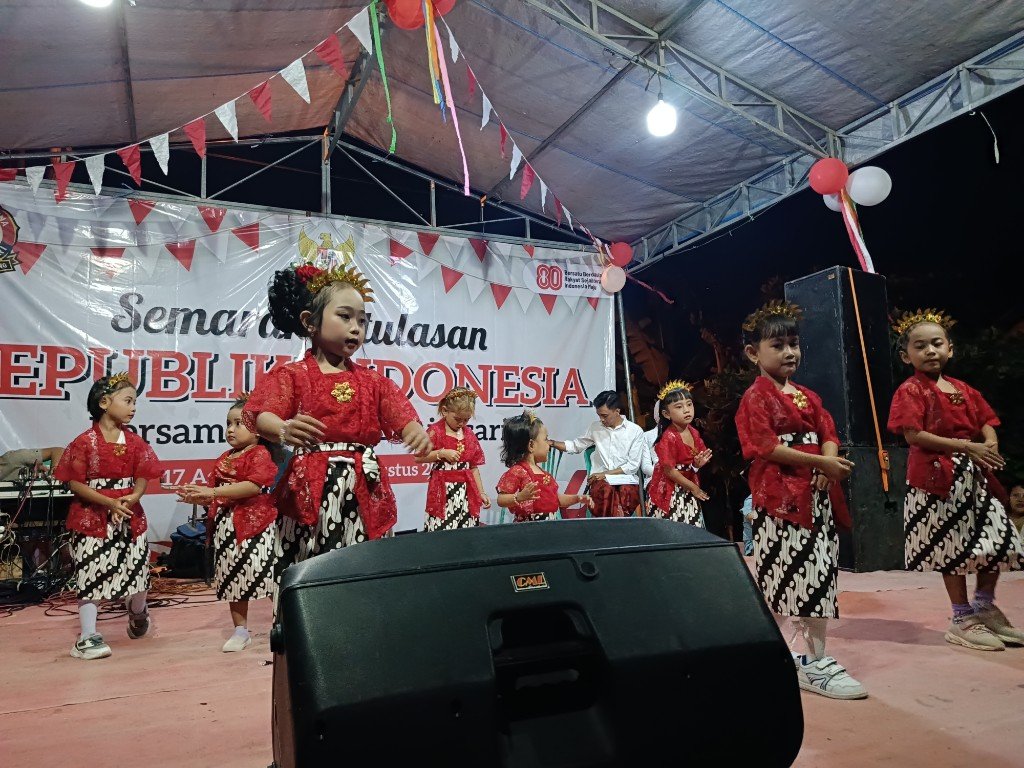 Rakyat Banjarsari Gelar Tasyakuran HUT ke-80 RI