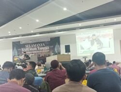 Dauroh Keluarga, Ustaz Basalamah: Semua Masalah itu Bermula dari Kurangnya Ilmu