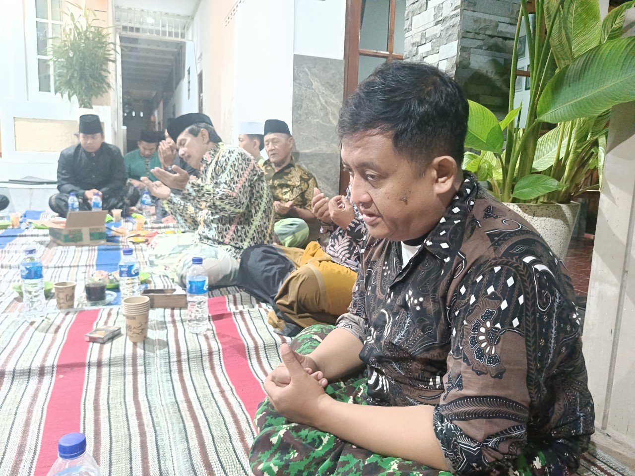 Malam 1 Rajab, Direktur LBH Djawa Dwipa dan LKH Barracuda Gelar Doa Bersama