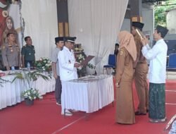 Kades Dinoyo Lantik 2 Perangkat Desa, Tekankan Cepat Beradaptasi