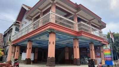 Dapat Bantuan Rp 296 Juta dari Pemkab Mojokerto, Pemdes Sugeng Percepat Pembangunan Kantor Pelayanan Lantai 2