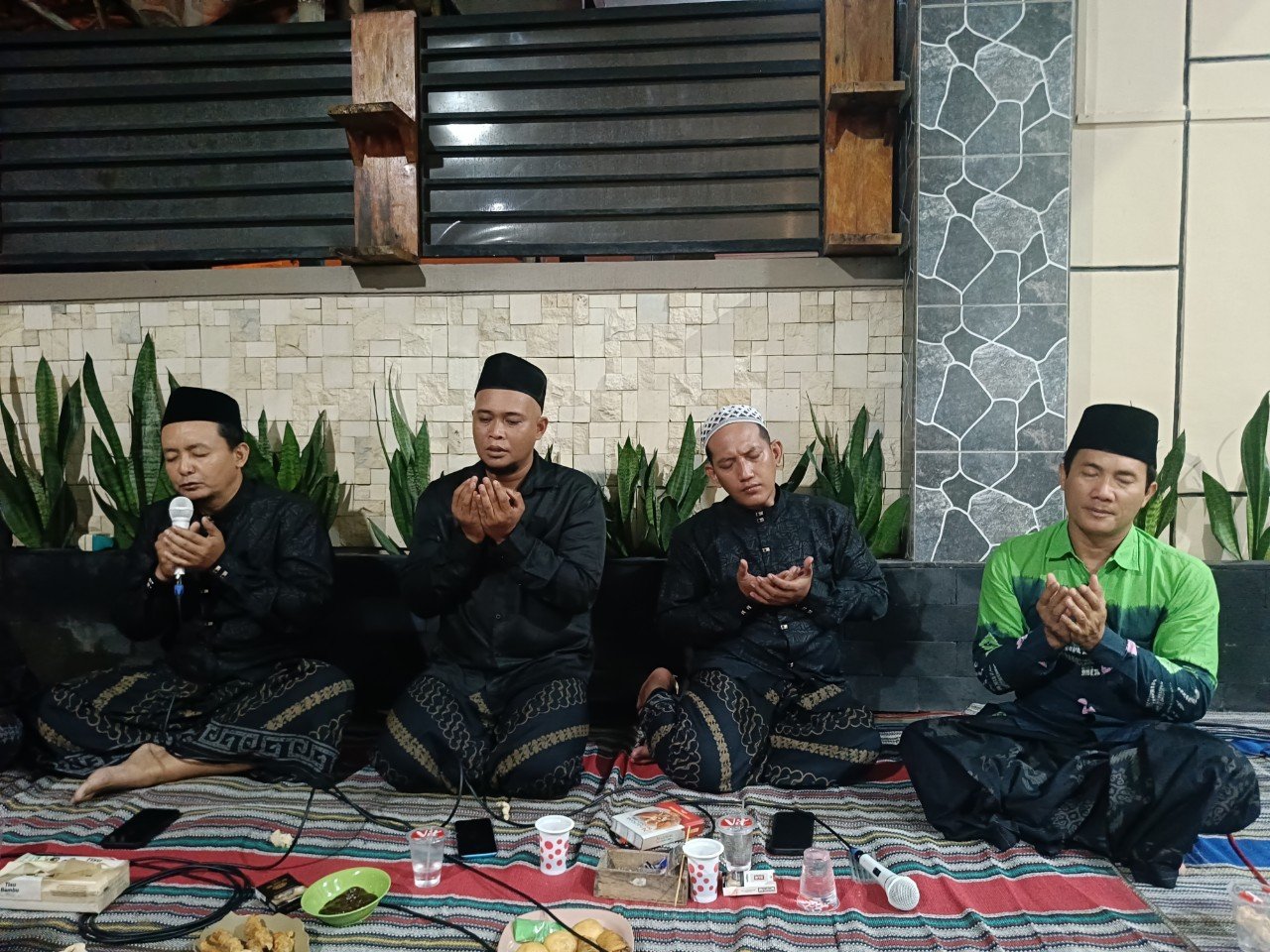 Rutinan Selawatan yang Ke-19, Direktur LBH Djawa Dwipa dan LKH Barracuda Jelaskan Investasi Terbaik untuk Generasi Penerus