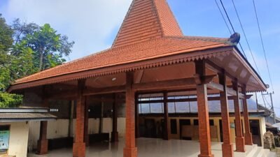 Dapat BK Rp 148 Juta, Kades Sukosari Ucapkan Terima Kasih kepada Bupati Mojokerto Gus Barra