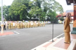 Ini Pesan Bupati & Wakil Bupati Mojokerto Saat Apel Karyawan Serta Rapat Staf
