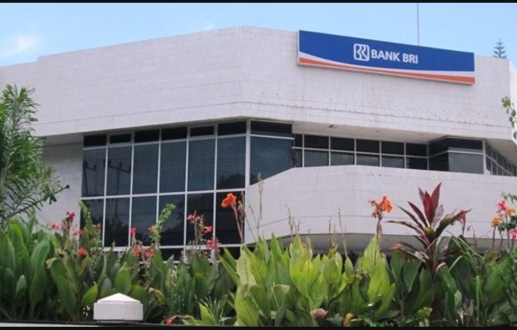 Tahan Sertifikat Nasabah, Diduga Ada Konspirasi di Bank BRI Sikka