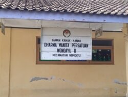 ” TK DHARMA WANITA PERSATUAN” Wonoayu II Kecamatan Wonoayu Kabupaten Sidoarjo,Jadi Anak Tiri